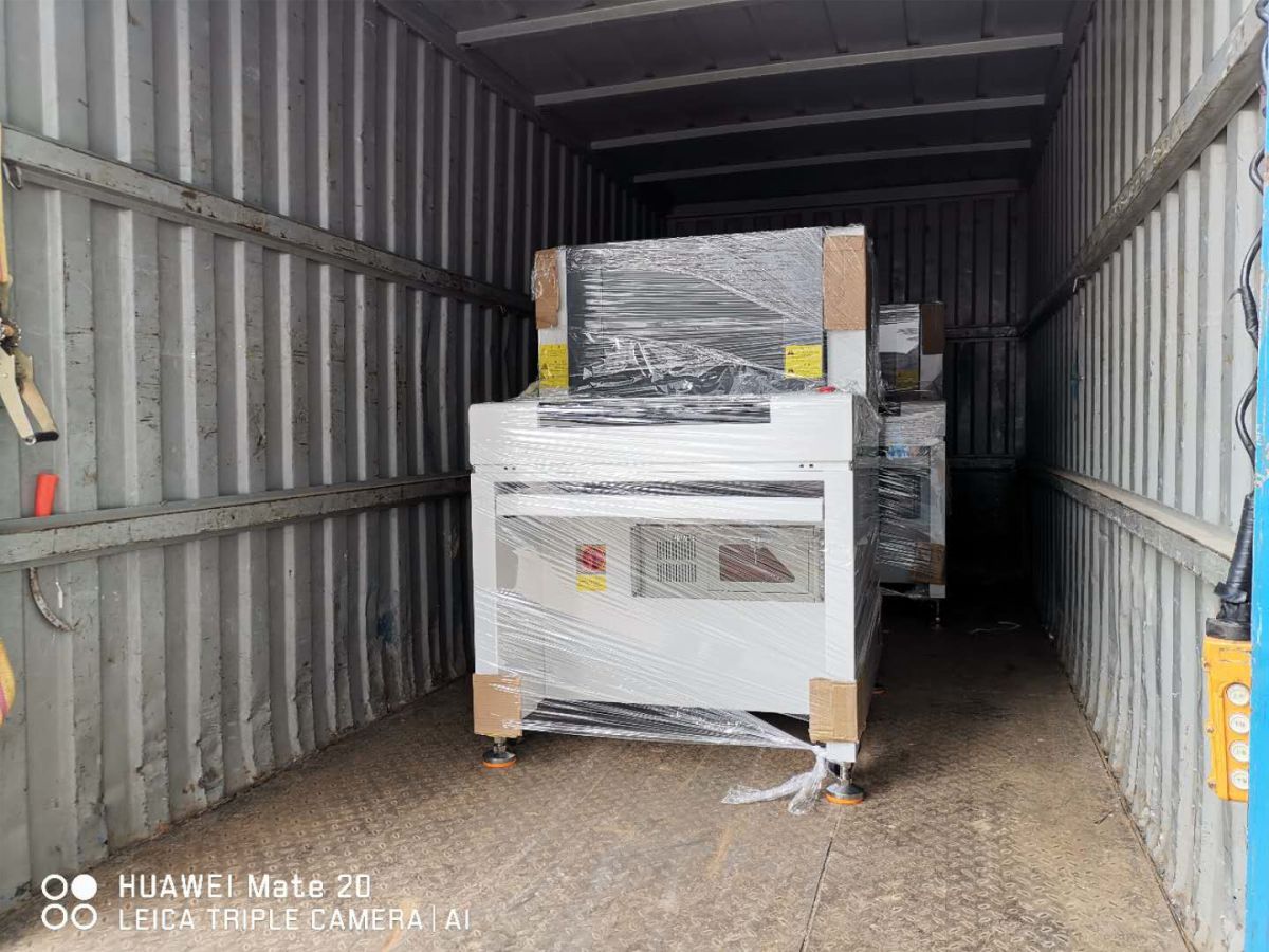 客户见证我们的AOI设备